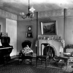 LC-front parlor